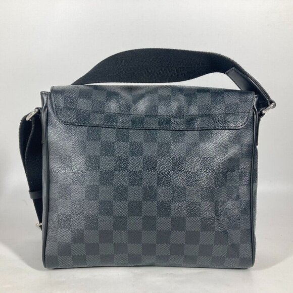 LOUIS VUITTON N41054 Damier Graphite Stickers District PM Crossbody Shoulder Bag - Picture 2 of 16